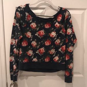 Long sleeve sweatshirt